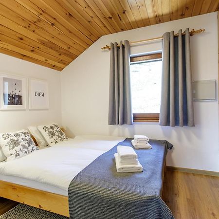 Alpinia Apartments بليد المظهر الخارجي الصورة