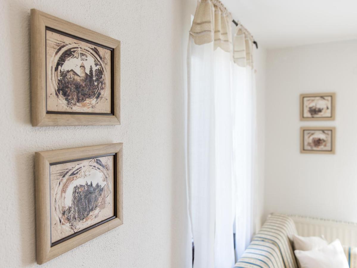 Alpinia Apartments بليد المظهر الخارجي الصورة