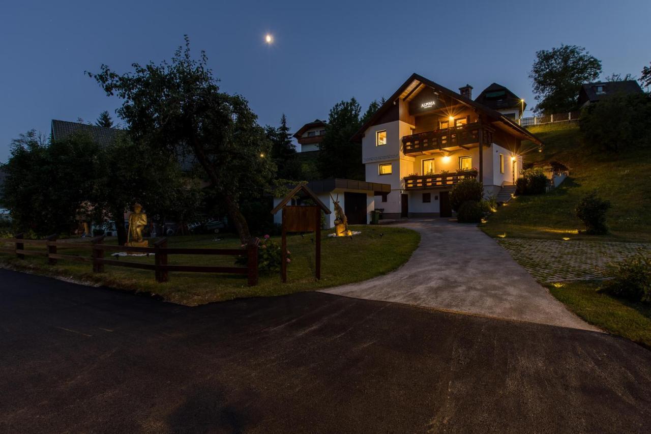 Alpinia Apartments بليد المظهر الخارجي الصورة