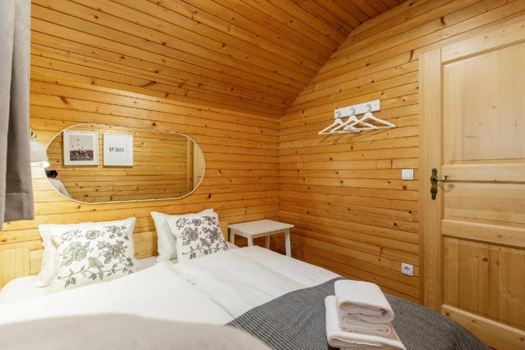 Alpinia Apartments بليد المظهر الخارجي الصورة